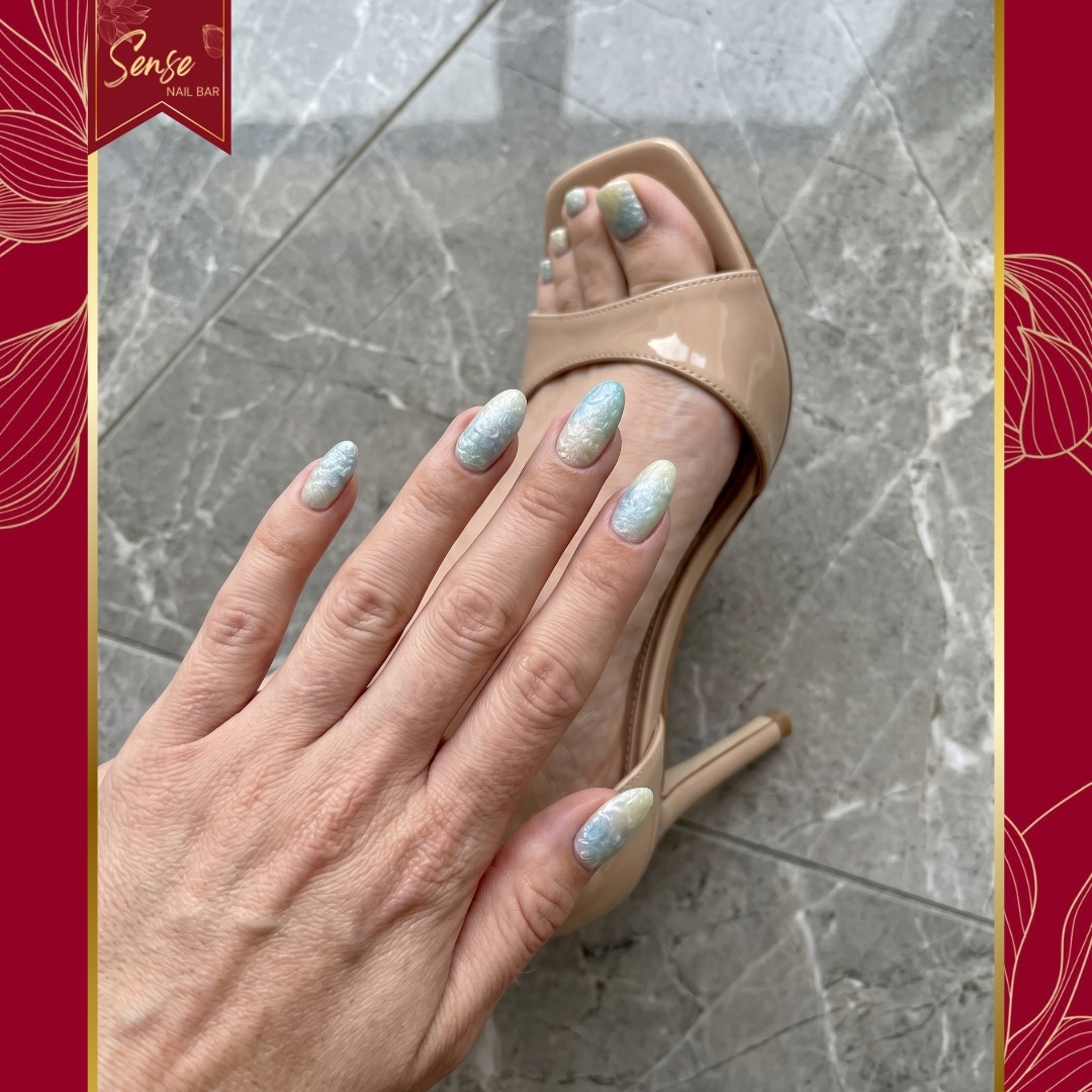 Pro nails